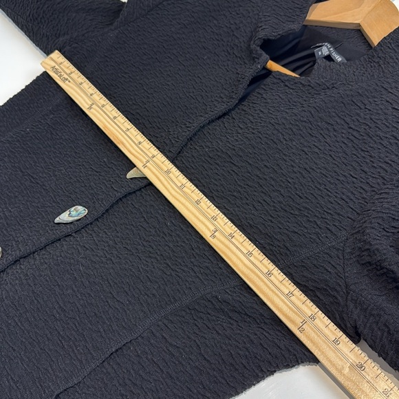 Eileen Fisher Classic Black Blazer Size Medium - Picture 4 of 9